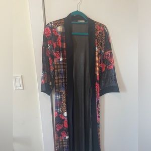 UO Grunge Velvet Robe